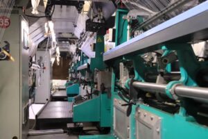 spacer mesh thickness control during heat setting and finishing